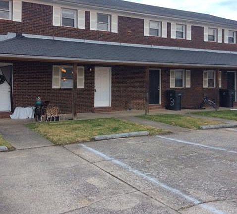 2nd image of 952 Villa Dr APT 2