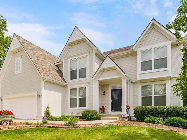 13033 Bond St, Overland Park, KS 66213