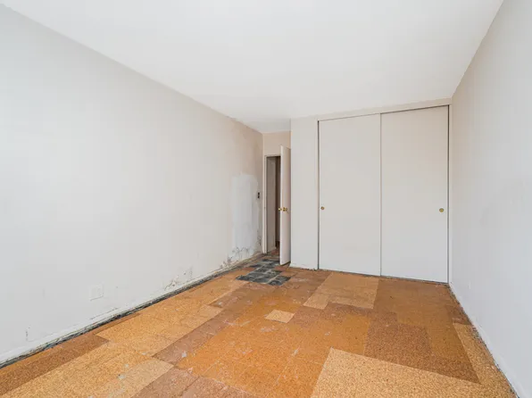 444 Neptune Avenue image 16 of 16