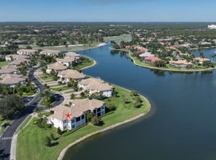 9051 Players St #202, Naples, FL 34113