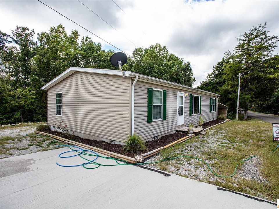 1st image of 265 Carmel Ln