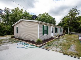 265 Carmel Ln, Albany, KY 42602