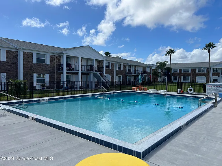 190 E Olmstead Dr #B5 — Photo 18