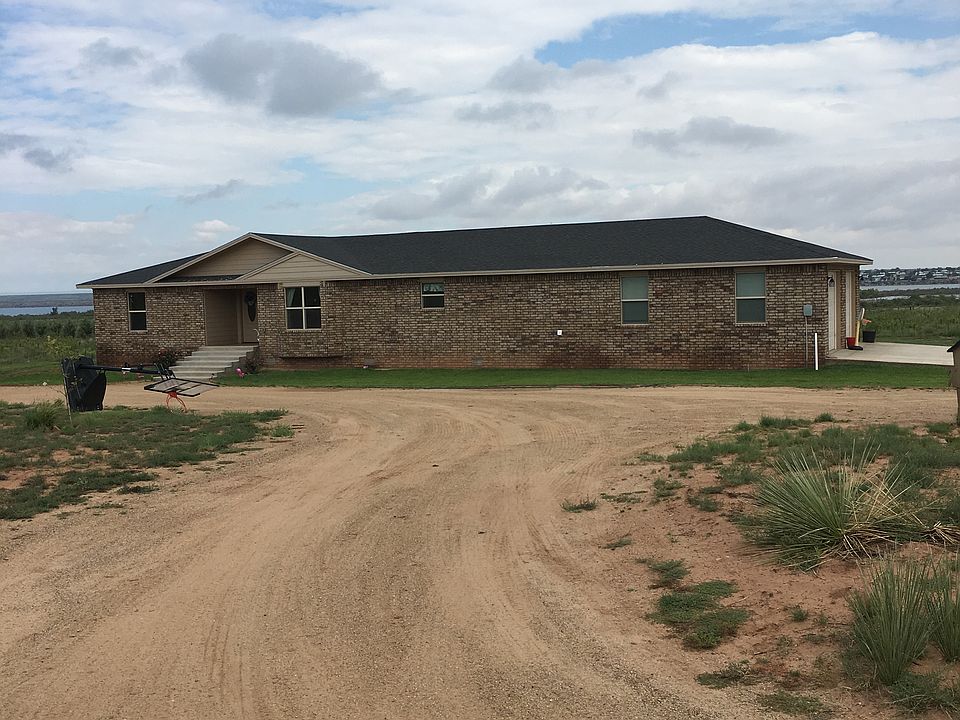 2nd image of 475 Cain Rd