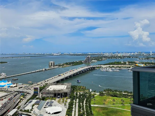 900 Biscayne Blvd, Miami, FL
