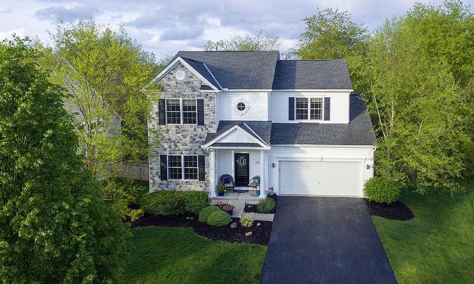 1st image of 193 Winding Valley Dr