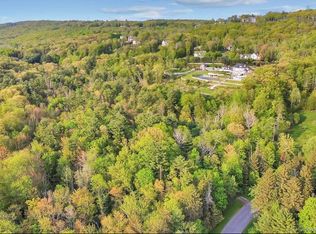 10 Breezy Knls, Avon, CT 06001