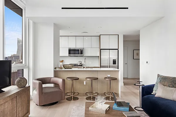 Rented by Triumph Property Group | media 25