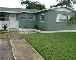 1st image of 410 SW 72nd Ave