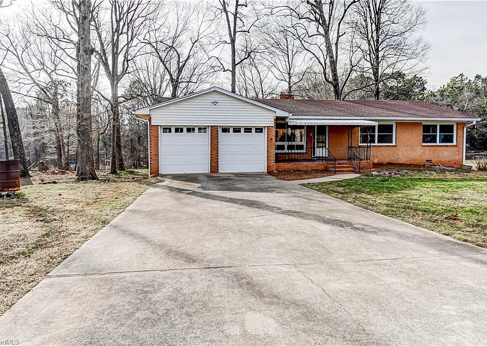 2nd image of 5771 Oak Knoll Dr