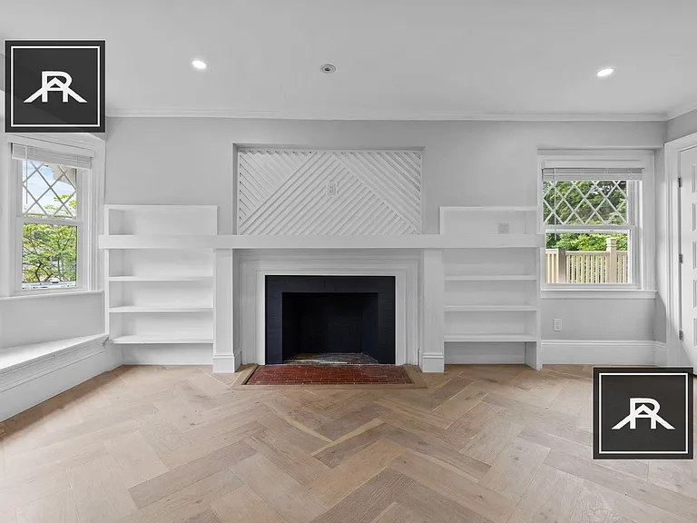478 Heath St — Photo 9