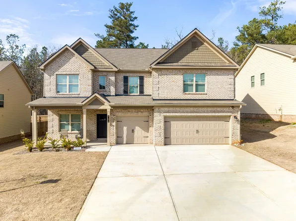 755 Lakehaven Ln, Loganville, GA 30052