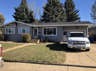 1070 Foster Dr, Dickinson, ND 58601