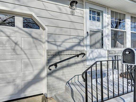 5th image of 1649 Mount Everest Ln