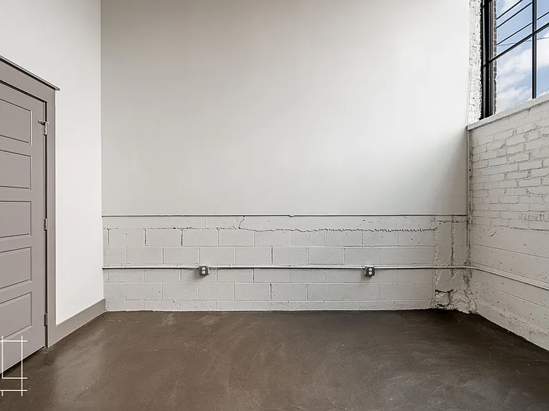 Wonder Bread Lofts — Photo 50