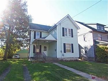 2nd image of 147 E Main St SE