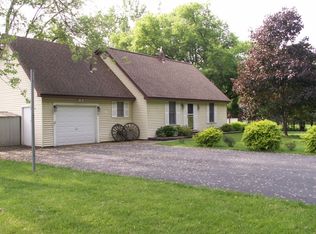 2 Virginia Ln, Chittenango, NY 13037