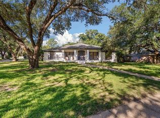 424 Hounds Run W, Mobile, AL 36608