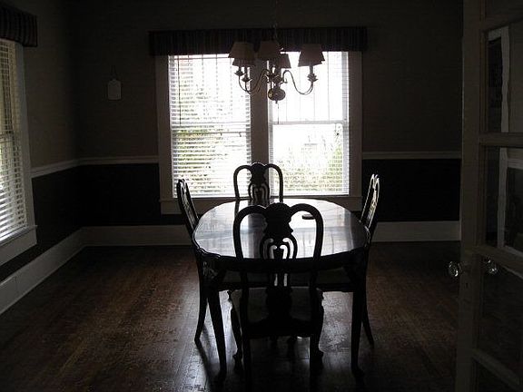 5th image of 1167 1st St SE