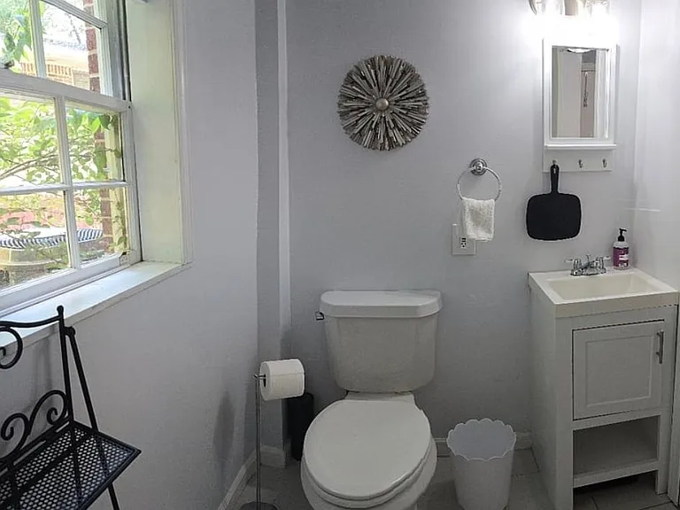 1152 Arlington Pkwy NE #B — Photo 4
