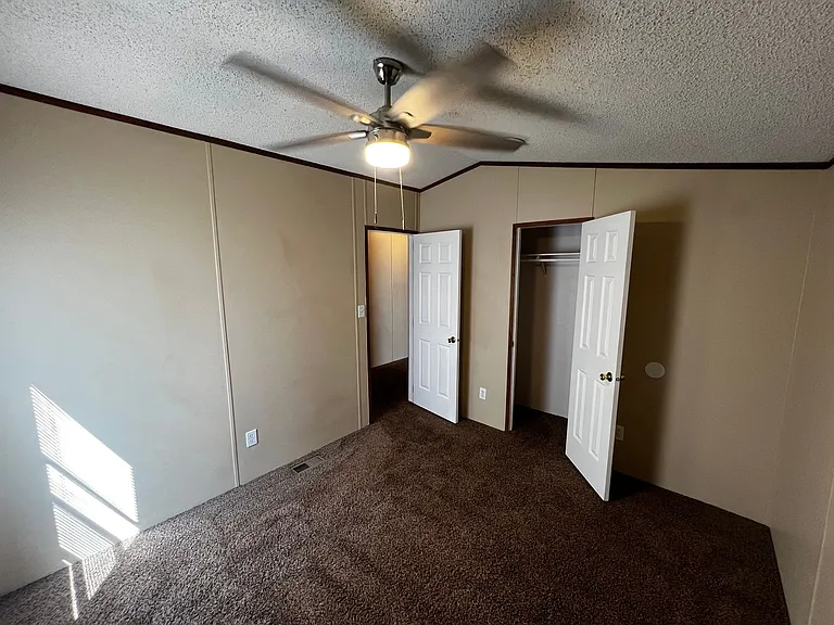 3900 Weston St — Photo 11