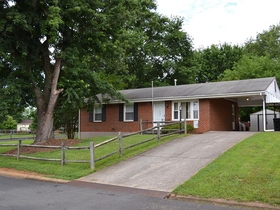1st image of 450 McGeorge Dr