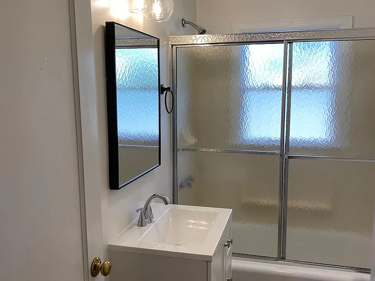 2522 Browns Mill Ct — Photo 10