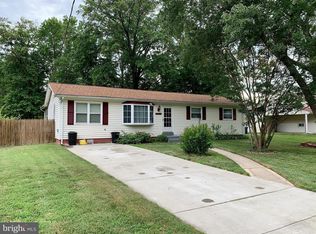 8214 Glyn St, Alexandria, VA 22309