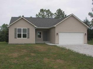 42 Patriots Lndg, Fillmore, IN 46128