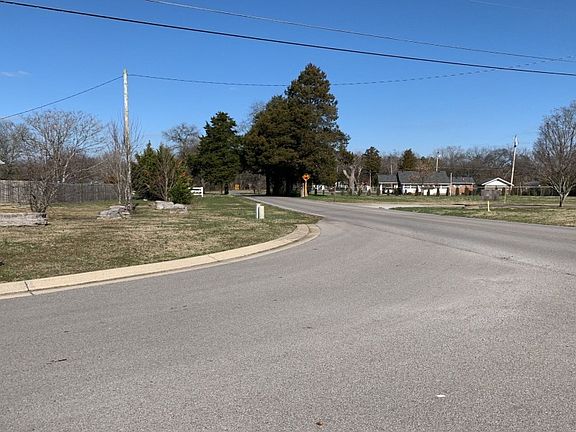 5th image of 619 Virginia Belle Dr