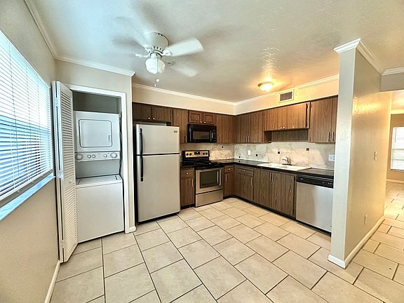 3rd image of 4749 Orange Grove Blvd #F-3