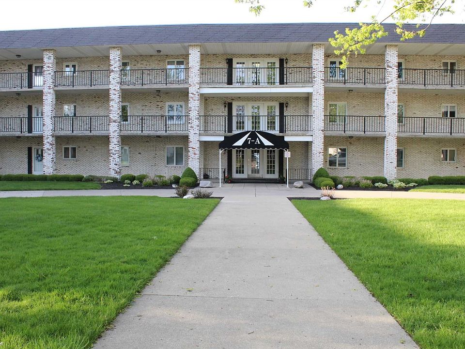 1st image of 4501 N Wheeling Ave #7A-302