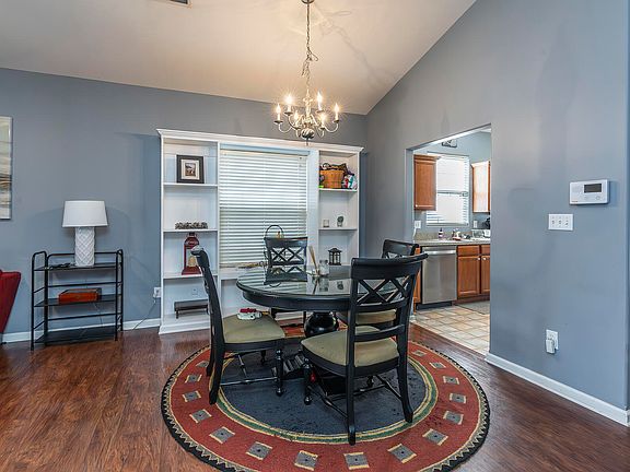 5th image of 2524 Langstane Ln