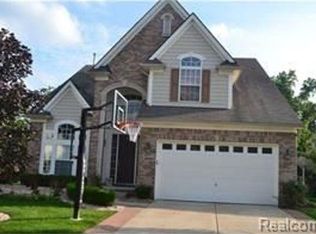 49577 S Glacier, Northville, MI 48168
