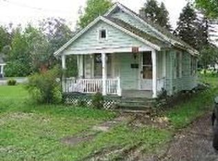 32 Spring St, Cambridge, NY 12816