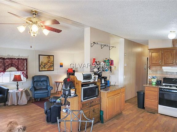 5th image of 240 Navajo Dr