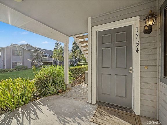 3rd image of 1754 Shady Oaks Ct