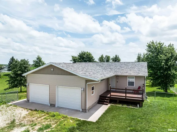 113 Hill Crest Dr, Biggsville, IL 61418