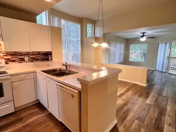 4799 Via Palm Lakes #1613, West Palm Beach, FL 33417
