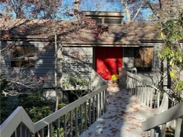 (undisclosed Address)