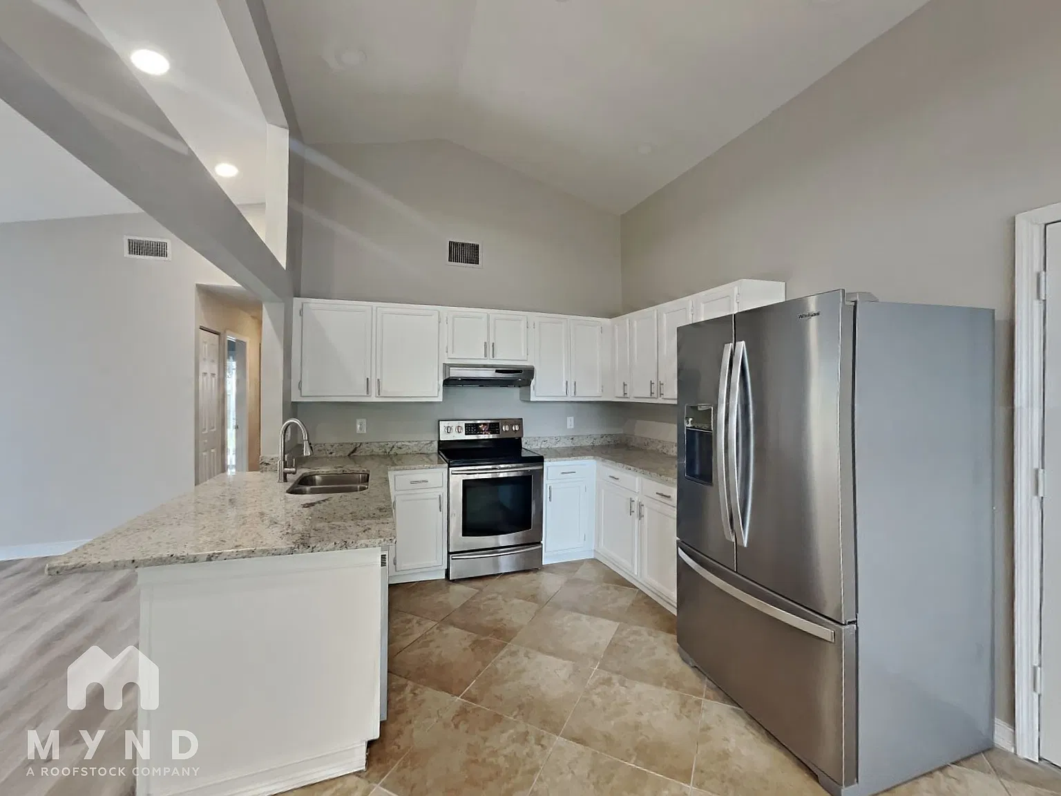 3 bed, 2.0 bath, 1103 sqft, $2,195 — Photo 2