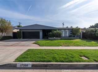 17200 Willard St, Van Nuys, CA 91406