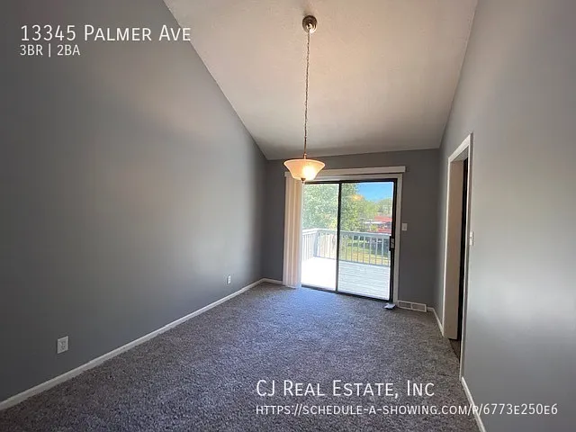 3 bed, 1236 sqft, $1,750 — Photo 3