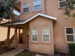 184 S Filbert Rd, Exeter, CA 93221