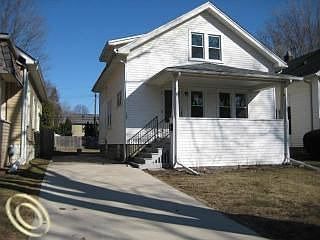 1st image of 139 S Highland Ave