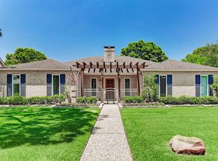 7614 Windswept Ln, Houston, TX 77063