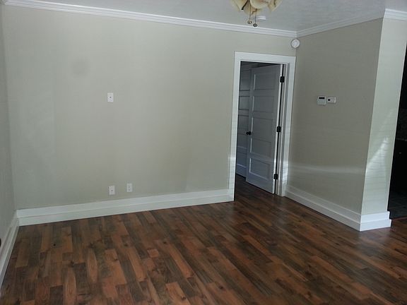 2nd image of 242 Lovelace Dr APT 18-136