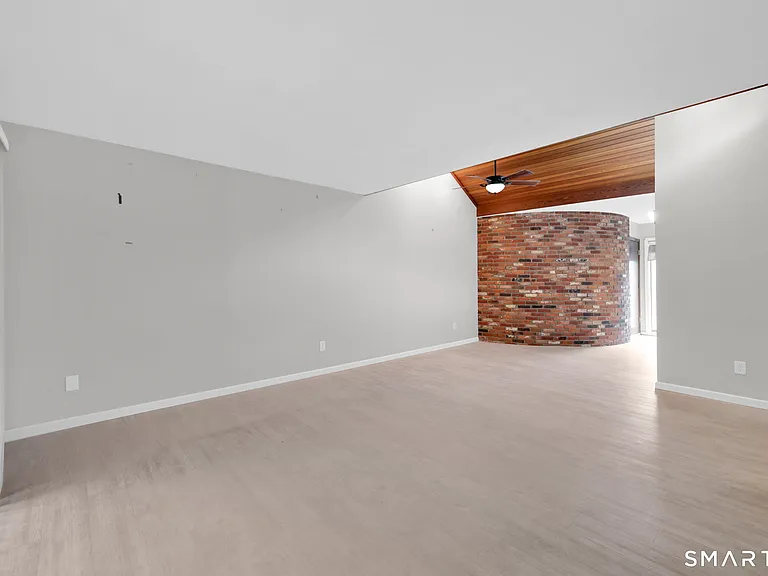 3 Murphys Ln #14 — Photo 11