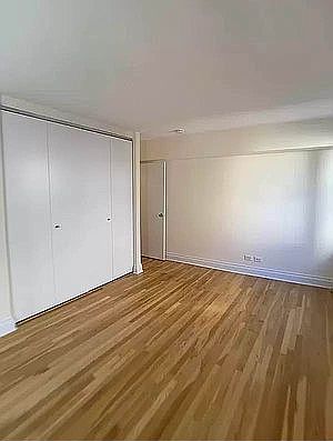 1st image of 127 E 15th St #5