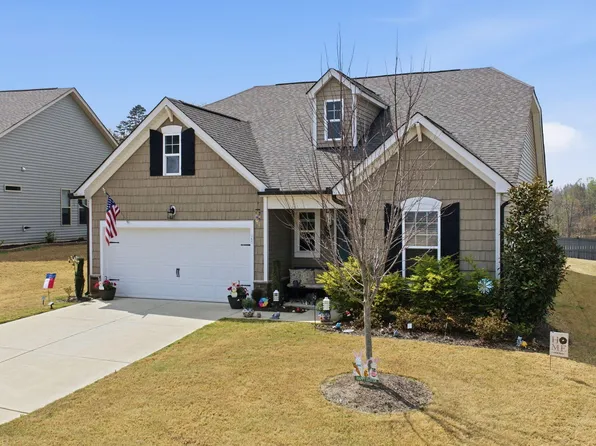 165 Carbone Ln, Clayton, NC 27527